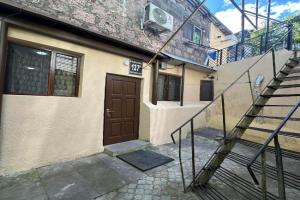 David's entire place 2 Apartments, Borjomi