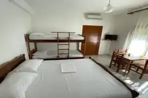 Villa Serena, Vlore