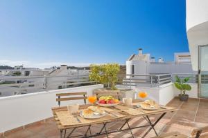 Vitania I Resort Penthouse with Jacuzzi, La Cala de Mijas
