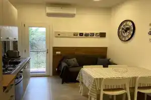 Nuovissimo Bilocale a cinque minuti dal mare Apartments, Sarzana