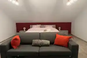 Lauralys Guest house, Mons