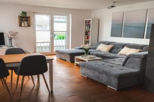 Traumwohnung im Kölner Süden Apartments, Koln