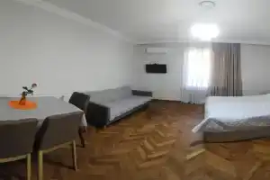 Quiet Apartment close to Central Park, Tskaltubo