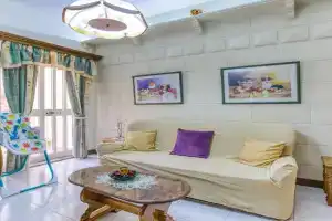 Spacious 4BR Terraced House with Rooftop Access by 360 Estates, Marsaskala