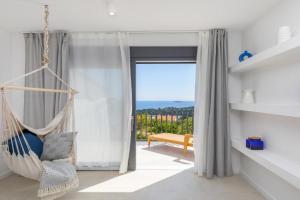 House Aqua, Mlini