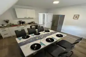 Big House I 15 Beds I 8 Sleeping Room I Parking, Bad Oeynhausen
