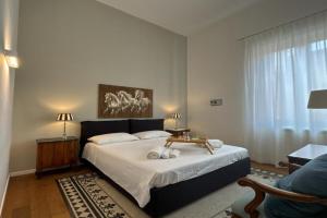 Laura's Apartment, Palermo