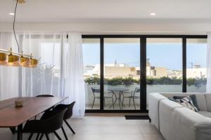 Modern 1BR Spacious Apartment with Terrace - Close to St Thomas Bay, Marsaskala