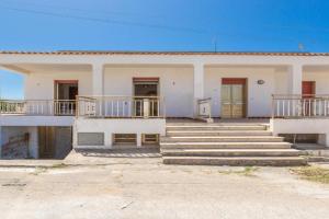 Sisters` house by BarbarHouse, Torre Suda