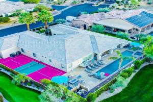 Best In Class Gameroom and Pickleball, Indio