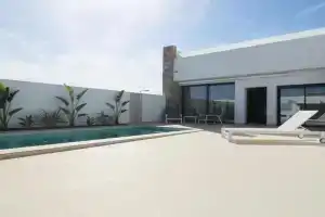 Three Bedroom Villa With Private Pool & Solarium, San Pedro del Pinatar