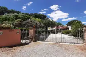 La casa di Priscilla, Bucine