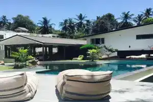 Cozy 1BR Shared Pool & Sea View in Chaweng Apartments, Bophut