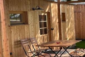 Tinyhaus Nuss Guest house, Burghausen