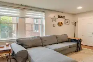 Convenient Condo about 4 Mi to National Mall Apartments, Arlington