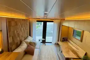 City Hideaway, Off Grid Luxe Guest house, Lancaster