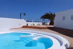 Blue Miracle Villa, Arrecife