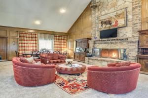 11 Mi to Dtwn Multi-Level Charmer in Guest house, Fort Worth