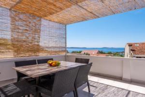 Lucky Bay - Comfort & Terrace Vibes Apartments, Mlini