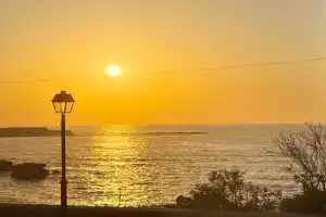 NAOS-Sea front vacation rental by Chania center Guest house, Chania Town