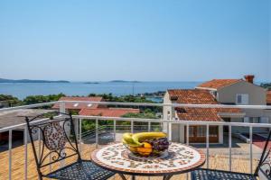 Lucky strike with seaview Apartments, Mlini