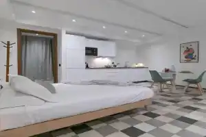Mamma Ciccia - fishermen's alley Apartments, Mandello