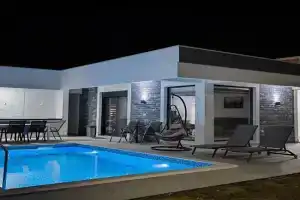 Poolside Idyll Villa, Bar