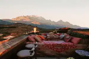 Jinli Chinese Courtyard Hotel 丽江锦里中式庭院客栈, Lijiang