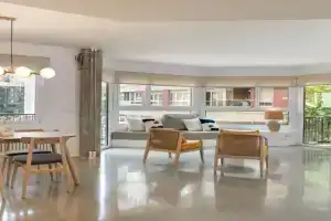 Flateli Lorenzana 35 C Apartments, Girona