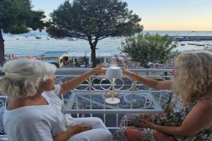 Galene - Beachfront in Costa d'Amalfi Guest house, Minori