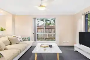 Spacious 3 bed Retreat 1min to Mall Sunnybank Hill Guest house, Brisbane
