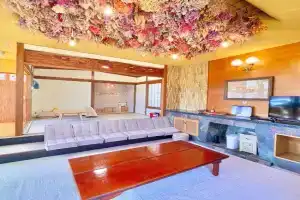 香川県高松市中心部で駐車6台無料の家族向けゲストハウス Apartments, Takamatsu