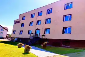 Korsarz Hostel, Leba