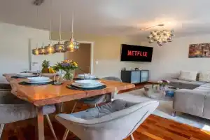 SCHLOSSBERG RESIDENCES - Markplatz City-Apartment, Weinheim