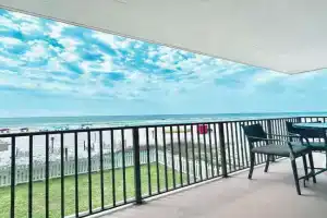 Ocean Breeze 204E Guest house, Perdido Key