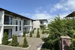 Cottages - Townhouses, Ureki