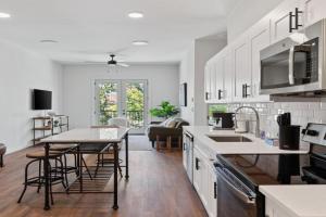 The Corbin 1201 - The Sundance Apartments, Fort Worth