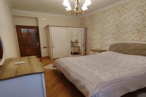 Apartment near to 28 May Metro station, Baku