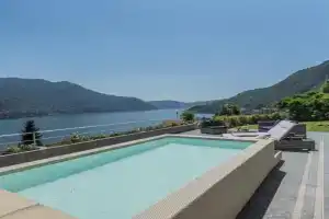 Villa Chiara Lake Como with private garden by Rent All Como, Moltrasio