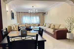 Appartement chic dans un complexe sécurisé à Malabata Apartments, Tangier
