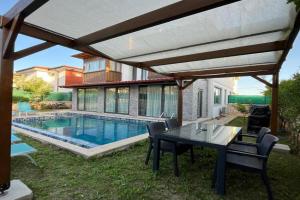Derya Beach Agullu Villa 6, Kas