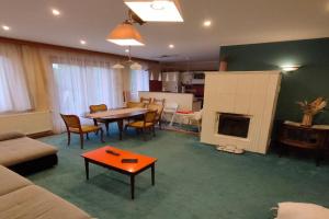 Three Family Apartments, Balatonbereny