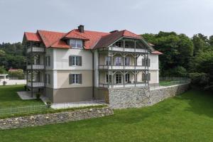 Villa Gloriette - BoutiqueAppartements am Wörthersee, Portschach