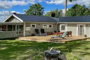 3 Bedroom Cozy Home In Jönköping, Jonkoping