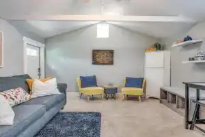 Cozy Comfy Studio with full sofa bed and kitchenette, West Palm Beach