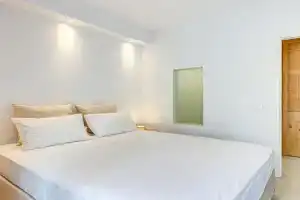 Silver Apartments Petra, Parikia