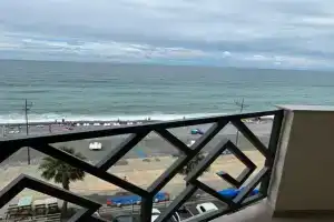 Zura's Sea View Apartments, Gonio