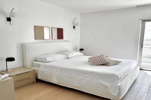 Aptments3 - real estate solutions Apartments, Olbia
