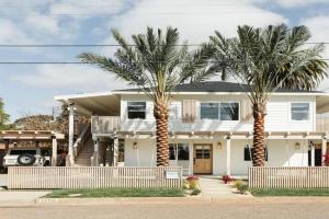 Elegant 2BR with Outdoor Space Guest house, Carlsbad