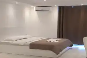 4 season aparthotel, Batumi